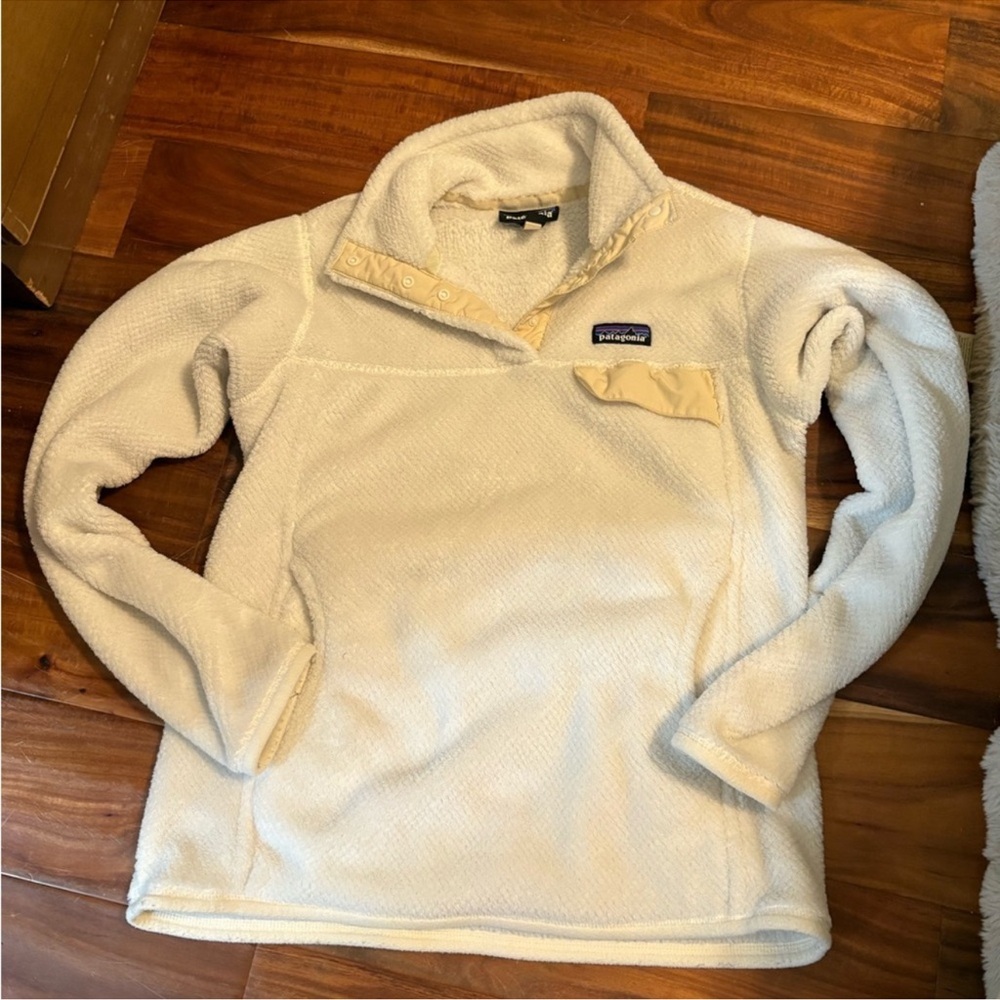 Patagonia Women’s Polartec‎ Thermal Pro Fleece Snap-T Pullover (Cream/Beige) M